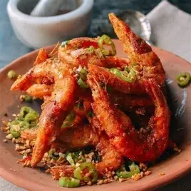 TÔM XÓC MUỐI CAY (Phần)